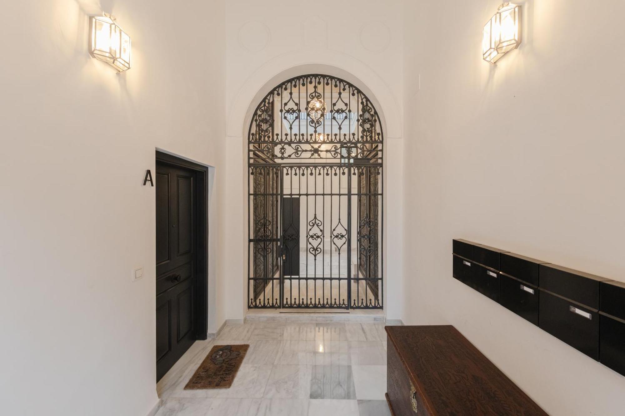 San Luis Downtown & Pool Apartment Sevilla Kültér fotó