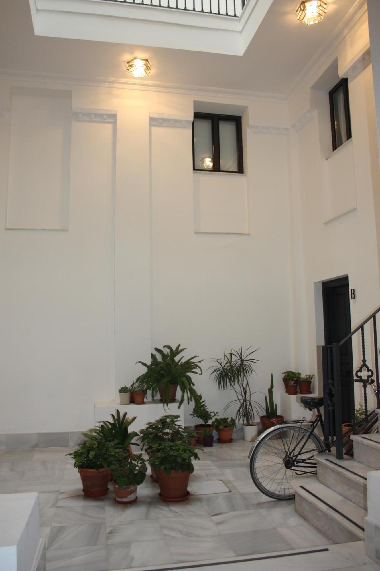 San Luis Downtown & Pool Apartment Sevilla Kültér fotó